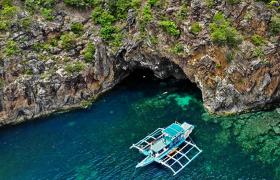 Buhay Isla Island Hopping Coron